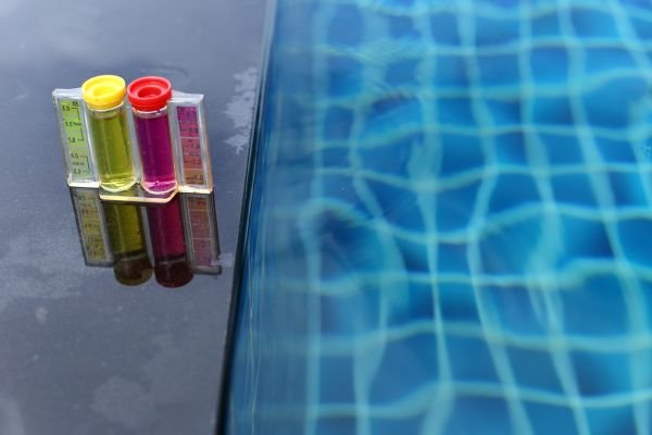 Manuseio Seguro de Produtos Químicos para Piscinas